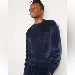 Old Navy Men's Cozy Velour Chest-Pocket Sweatshirt
